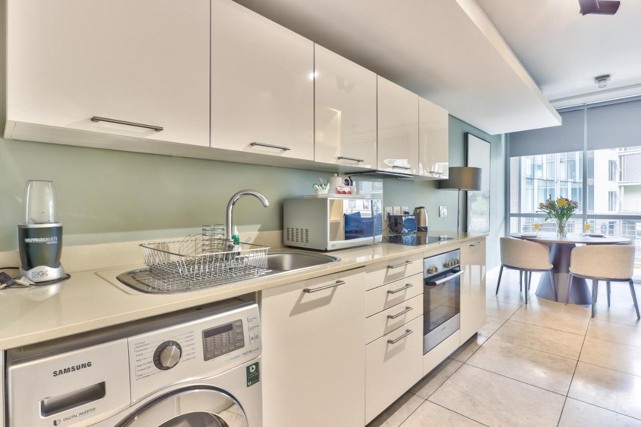 Harbour Bridge Waterfront Apartment Кейптаун Екстериор снимка